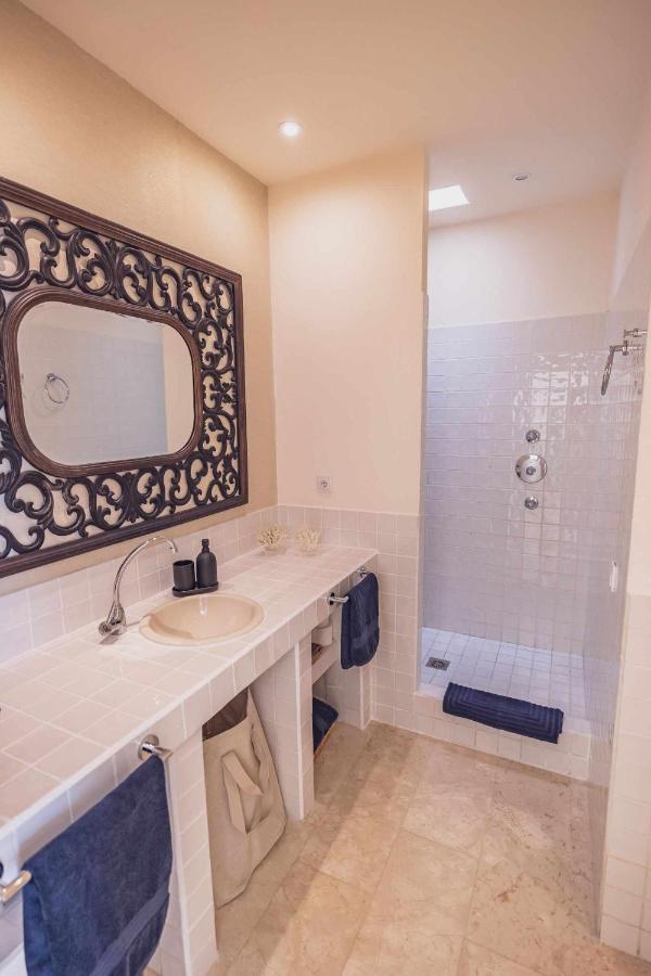 Villa Tiguaro Piscina Climat Jacuzzy Ac Villa 9 12 Corralejo Kültér fotó