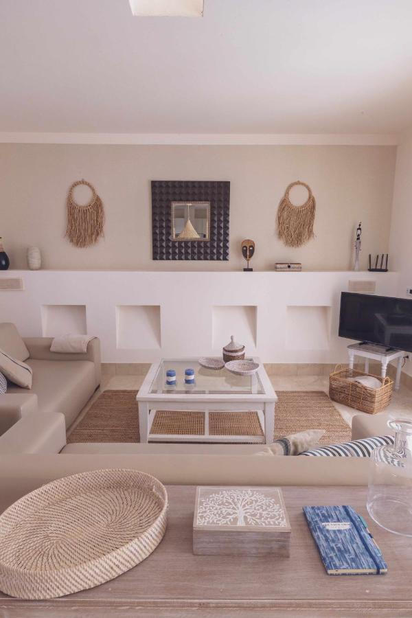 Villa Tiguaro Piscina Climat Jacuzzy Ac Villa 9 12 Corralejo Kültér fotó